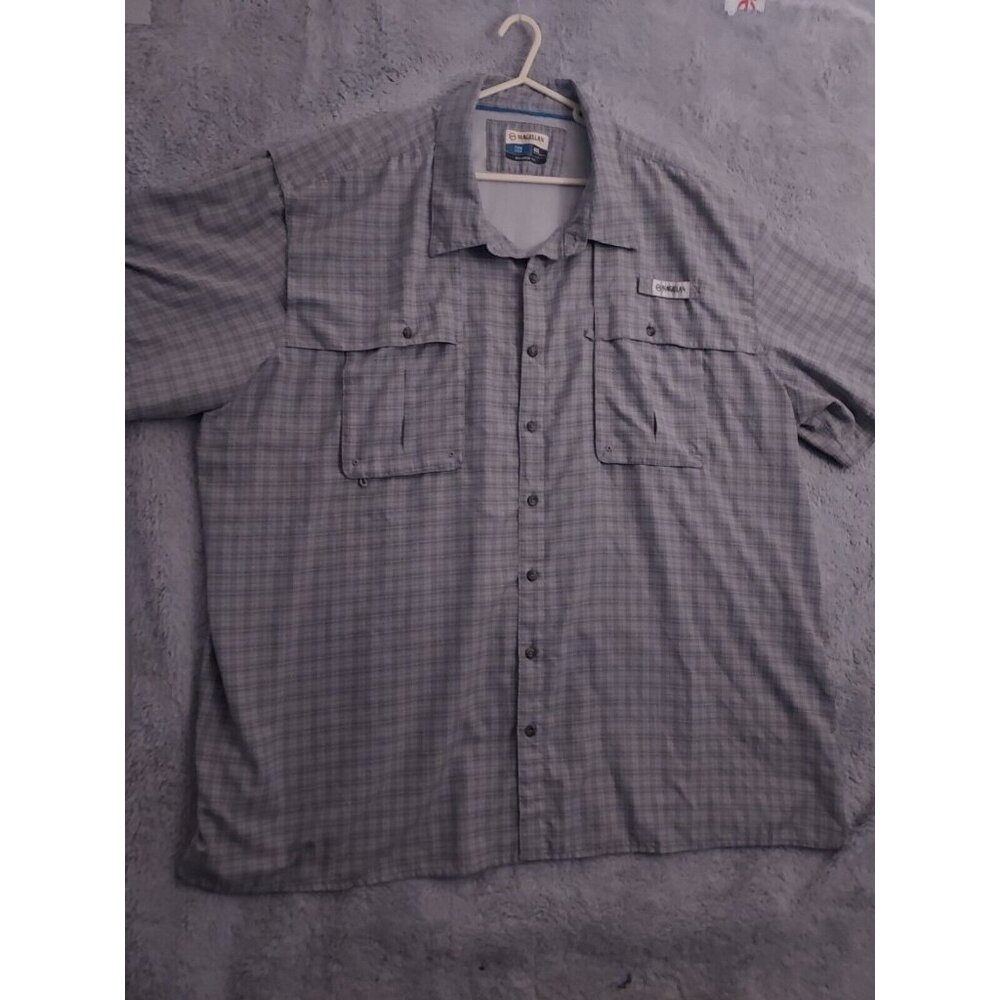 Magellan Outdoors Men's Gray Plaid Button Down Shirt
